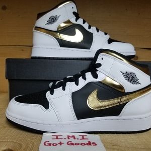 Air Jordan 1 Mid 'White Gold' Sz:8 Women